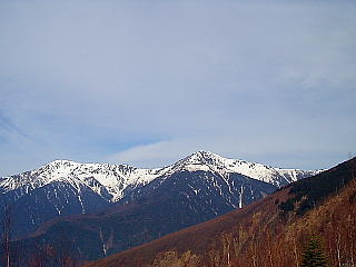 白銀の山なみ