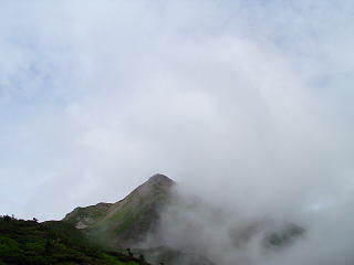煙る上河内岳