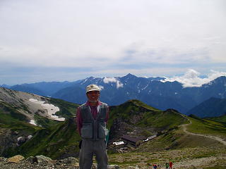 剣岳と立山をバックに