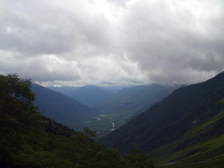雲と山
