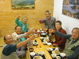 皆で乾杯
