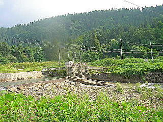 関川